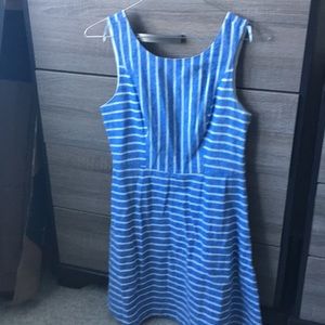 Vineyard vines dress